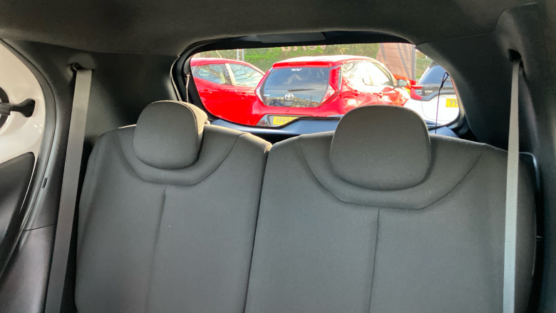 Toyota Aygo X 1.0 VVT-i Edge 5dr Petrol Hatchback